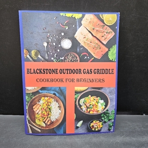 lot 6787 image: Blackstone Outdoor Gas Griddle Cookbook for beginners Paperback
