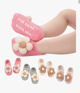 lot 4342 image: Baby Girls Socks, 4 Pack Flower Non-Slip Ankle, with Grips, Soft Cotton, Low Cut Design, Toddler Infant Princess - Retail $0