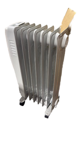 lot 4435 image: Electric Oil Filled Radiator Heater - Retail $45