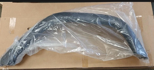 lot 4440 image: Jeep Wrangler wheel flare molding - Retail $0