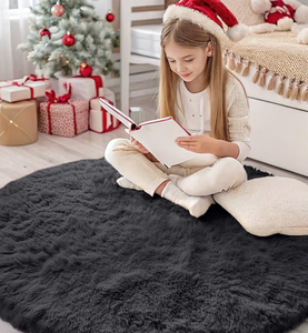 lot 4452 image: Fluffy area rug  - Retail $0