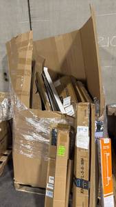 lot 9999 image: Extra large pallet of blinds, tension rods, baby gates and other home items  - Retail $25