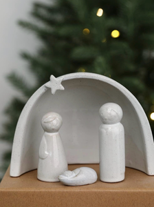 lot 4754 image: WONDROUS DECO Porcelain Nativity Scene Set,4Pcs Ceramic Christmas Tabletop Scene-4.5 Tall,Small Modern Nativity Ornament,Christmas Indoor Decor,Mini Sets&Nativity Figures,Unique Xmas - Retail $0