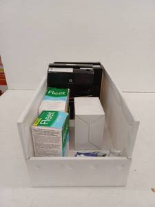 lot 13281 image: Miscellaneous Lot Of Items