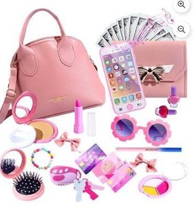 lot 13287 image: Pretend Play Purse Toy Set