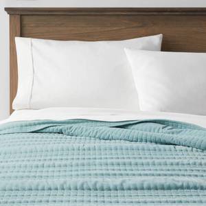 lot 1564 image: FullQueen Lofty Velvet Quilt Light Teal Blue - Threshold OEKO-TEX Certified, Machine Washable, Polyester Fill - Retail $69