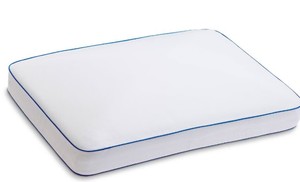 lot 1429 image: Serta Medium Side Sleeper Gel Memory Foam Pillow SHIPPING DIRT PRESENT  - Retail $28.50