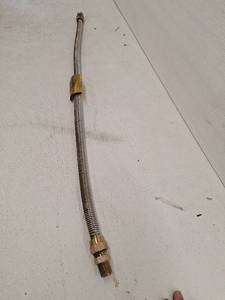 lot 13400 image: Box Of Gas Connectors