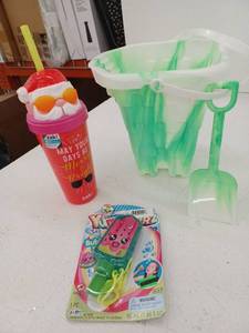 lot 12808 image: Kids Toy Bundle