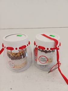 lot 12856 image: Sweet Creations Plastic Gift Jars, 2 Pack