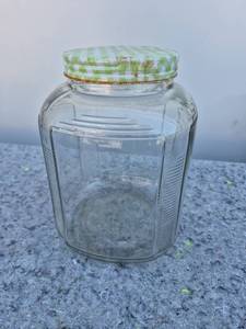 lot 124 image: Clear Glass Storage Jar with Green Gingham Lid