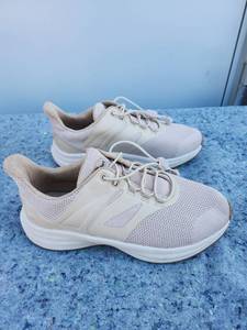 lot 150 image: Adidas WREN Womens Running Shoes Size 11W