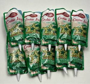 lot 149 image: Betty Crocker Green Cookie Icing Tubes