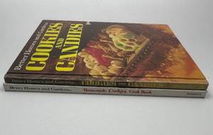 lot 255 image: Better Homes and Gardens Cookie and Candy Cookbook Set