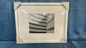 lot 2046 image: Threshold Thin White Gallery Frame 14x18 Matted To 8x10.