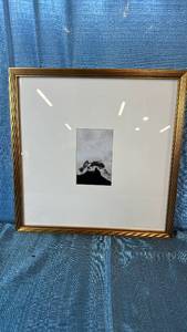 lot 2120 image: Threshold Antique Brass Gallery Frame 15x15 Matted To 4x6.