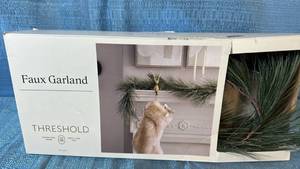 lot 2136 image: Threshold Faux Garland 6��.