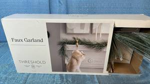 lot 2141 image: Threshold Faux Garland 6��.