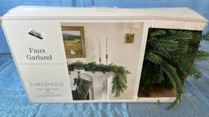 lot 2147 image: Threshold Faux Garland 6��.