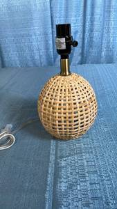 lot 3030 image: Woven Basket Table Lamp Base