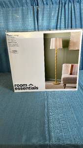 lot 3052 image: Room Essentials Floor Lamp with White Scallop Shade