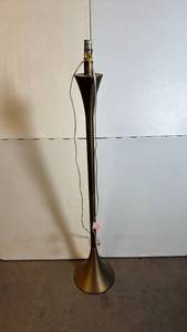 lot 8019 image: Brass Floor Lamp with Cone Shaped Base