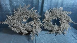 lot 8035 image: Silver Glittered Holiday Wreaths with Grapevine Base