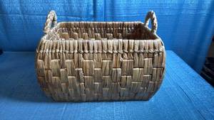lot 8043 image: Handwoven Wicker Storage Basket with Handles