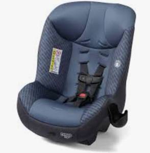 lot 8230 image: Cosco Kids Scenera Extend Infant & Toddler Convertible Car Seat, Columns, Blue