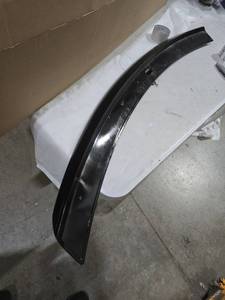 lot 8239 image: trunk spoiler s0194