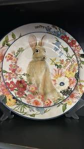 lot 40252 image: Pottery Barn Bunny Rabbit Floral Decorative Dinner Plates Set