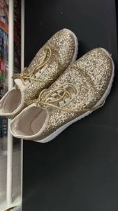 lot 40294 image: Gold Glitter Athletic Sneakers size 5 women