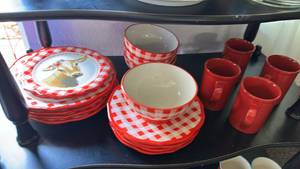 lot 40305 image: Pioneer Woman Discontinued Red Gingham Cow Pattern 2 Plates and Gingham Dinnerware Set with Mugs and Bowls
