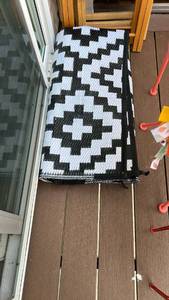 lot 40321 image: Black and White Geometric Pattern Outdoor Patio Mat