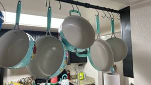 lot 40332 image: Pioneer Woman Floral Cookware Set with Pot Rack