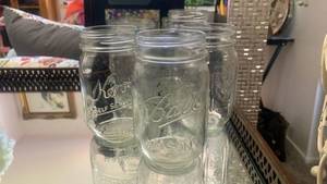 lot 40127 image: Ball Mason Canning Jars Set