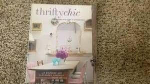 lot 40139 image: Thirteenth Home Interior Design Magazine