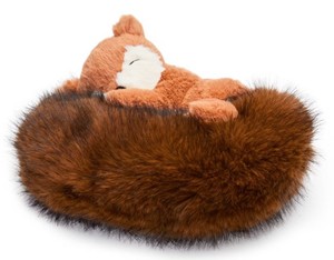 lot 1629 image: FAO Schwarz 10 Big Tails Squirrel Plush - Retail $20
