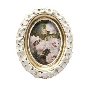 lot 12158 image: SYLVIAS SHOP 2.5x3.5 Small Vintage Oval Picture Frame, Mini Antique White Ornate Photo Frame, for Tabletop and Wall Display, Decorative Floral Design Retro Home Decor, Photo Gallery Art