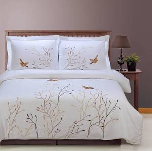 lot 19203 image: Superior Swallow Cotton 200 Thread Count Duvet Cover Set, Comforter Cover, Bed Essentials, Embroidered Tree with Birds, Includes 1 Duvet Cover- Button Closure, 2 Pillow Shams, FullQueen, Red