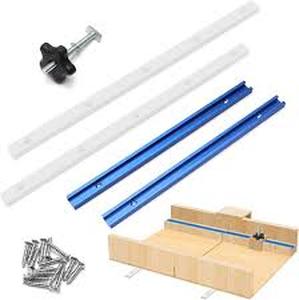 lot 6033 image: Catan Table Saw Kit With Manual