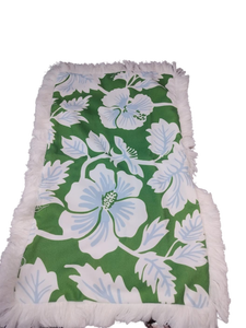 lot 6253 image: Hawaiian Print pillowcase