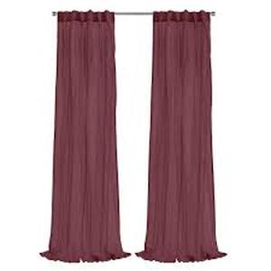 lot 9938 image: Polyester curtains
