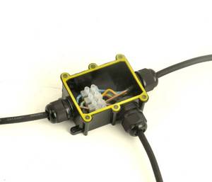 lot 16373 image: Junction Box Waterproof,Outdoor Junction Box, Waterproof Electrical Junction Box, IP68, 3 Way M20 coaxial Cable Connector Wire Range from 4 to 12mm, Black,