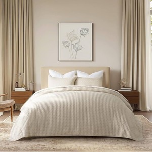 lot 17675 image: Evergrace Cotton Full Queen Quilt Set