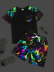 lot 18109 image: Kids Outfit Splatter Youth size 9