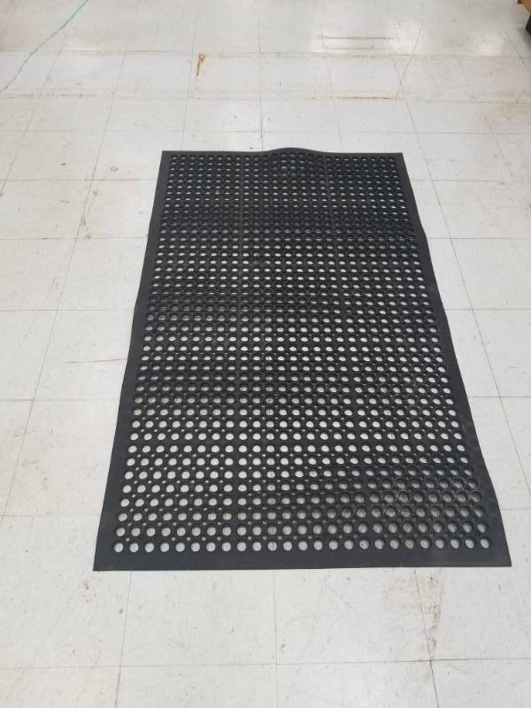 lot 1235 image: RAX Anti-Fatigue Mat