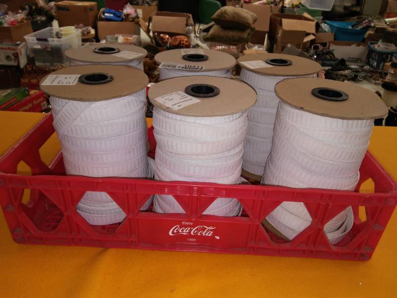 lot 10411 image: Crate of Six Spools of White 34 Non Roll Elastic