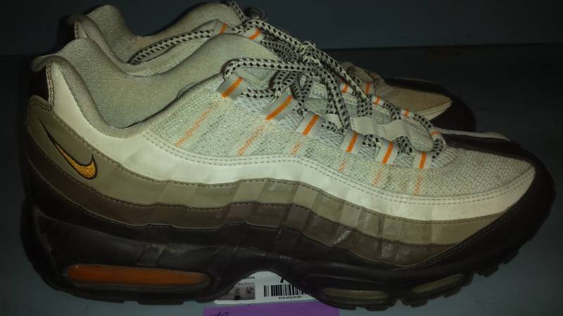 lot 7539 image: Nike Air Max WhiteBrownTan Tennis Shoes Sz 13 - Used