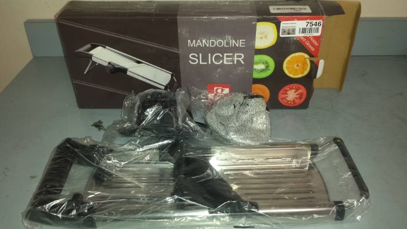 lot 7546 image: Mandoline Slicer